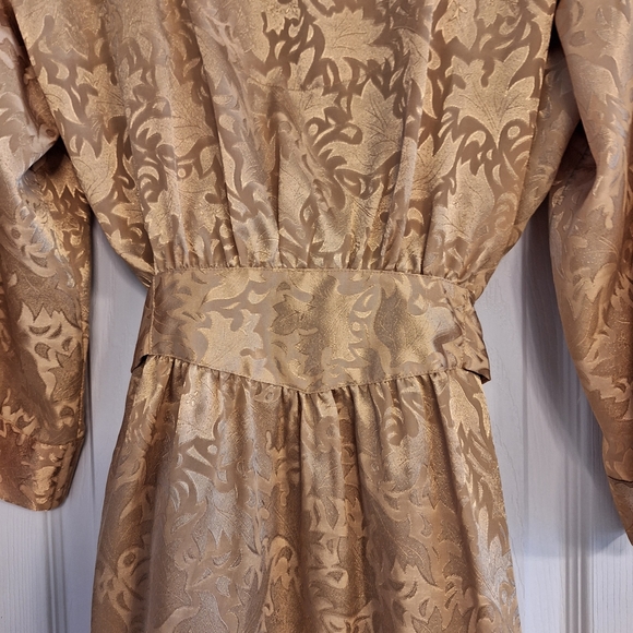 Elegant Parisian Intimates chemise lounge set, size M Bridal Shower Gift - Picture 4 of 6